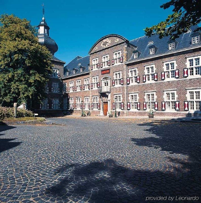 Abdij Hotel Rolduc Керкраде Екстериор снимка